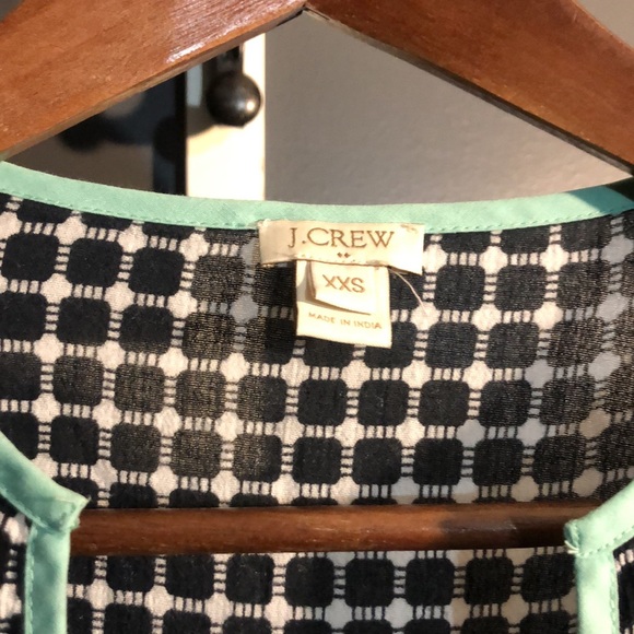 Cute J Crew Tunic - Picture 2 of 4